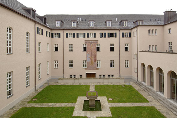Arbonia Referenzen: Priesterseminar, Bamberg (Außen)